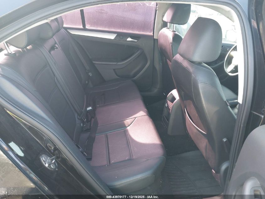 2013 Volkswagen Jetta 2.5L Se VIN: 3VWDP7AJ3DM380965 Lot: 43970177