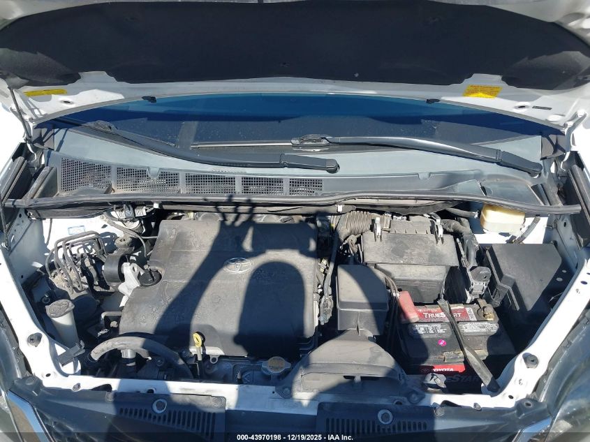 2015 Toyota Sienna Se 8 Passenger VIN: 5TDXK3DC7FS685327 Lot: 43970198