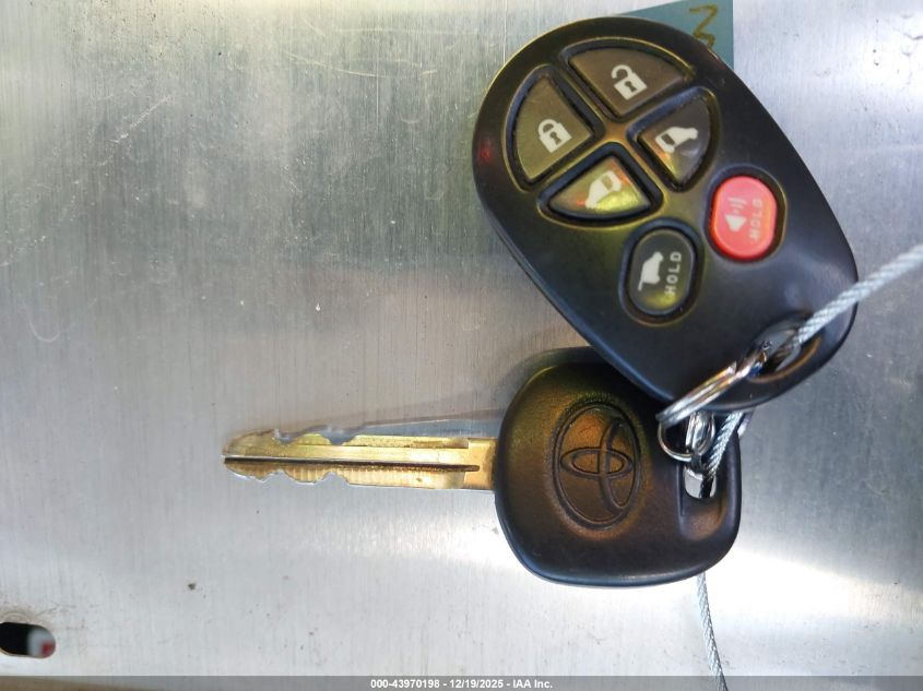 2015 Toyota Sienna Se 8 Passenger VIN: 5TDXK3DC7FS685327 Lot: 43970198