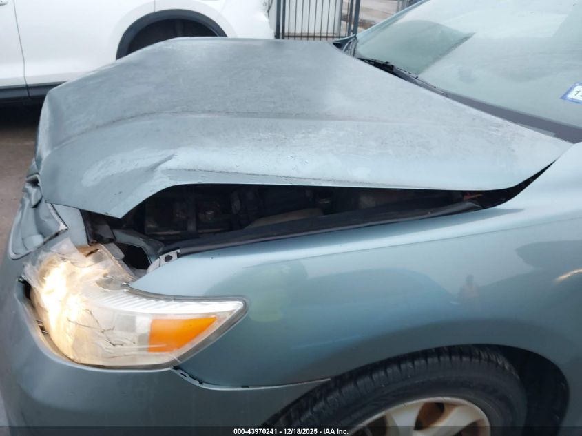 2011 Toyota Camry Le VIN: 4T1BF3EK5BU700607 Lot: 43970241