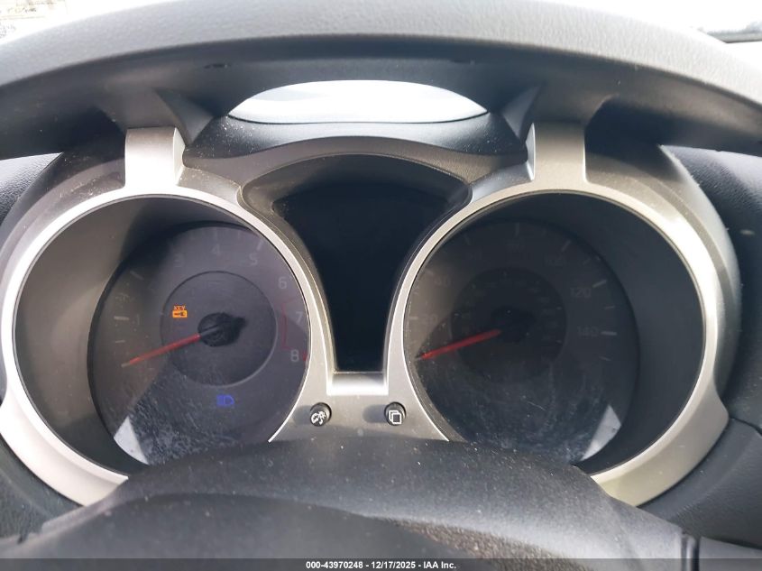 2011 Nissan Juke Sv VIN: JN8AF5MR2BT015517 Lot: 43970248