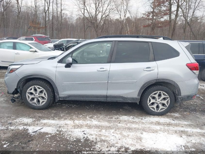 2021 Subaru Forester Premium VIN: JF2SKAFC6MH592426 Lot: 43970287