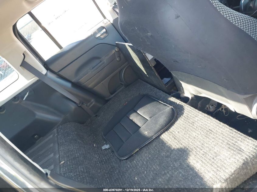 2016 Jeep Patriot Sport VIN: 1C4NJRBB7GD586561 Lot: 43970291