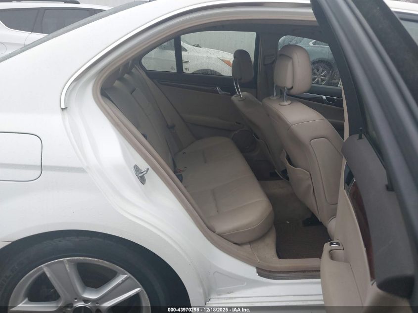 2010 Mercedes-Benz C 300 Luxury 4Matic/Sport 4Matic VIN: WDDGF8BB3AR102499 Lot: 43970298