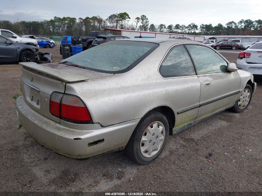 1HGCD7237VA012165 1997 HONDA ACCORD photo no. 4