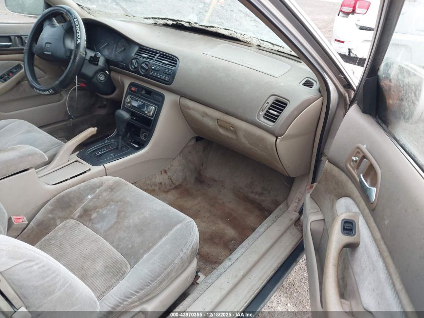 1HGCD7237VA012165 1997 HONDA ACCORD photo no. 5