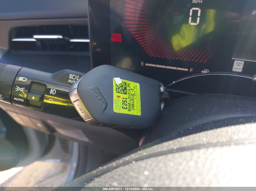 2026 Kia K5 Gt-Line Fwd VIN: KNAG64J75T5413505 Lot: 43970373