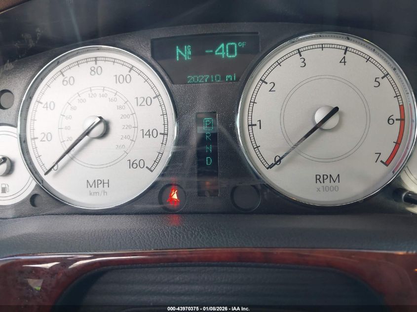 2005 Chrysler 300C VIN: 2C3AA63H35H673555 Lot: 43970375