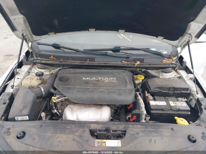 2015 Chrysler 200 Limited VIN: 1C3CCCAB1FN741862 Lot: 43970405