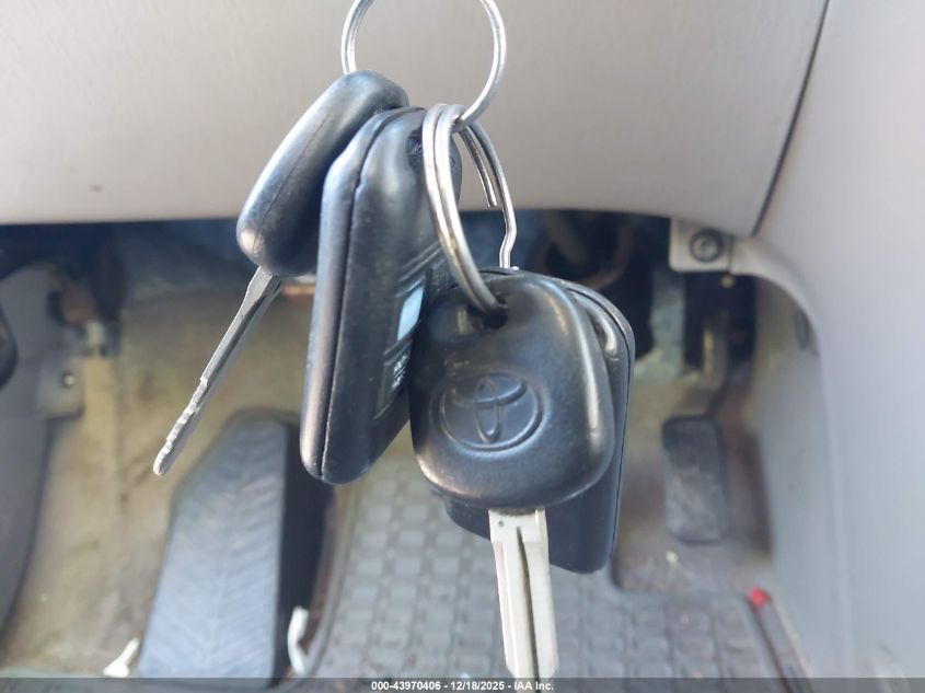 2005 Toyota Sienna Xle VIN: 5TDBA22C75S052481 Lot: 43970406