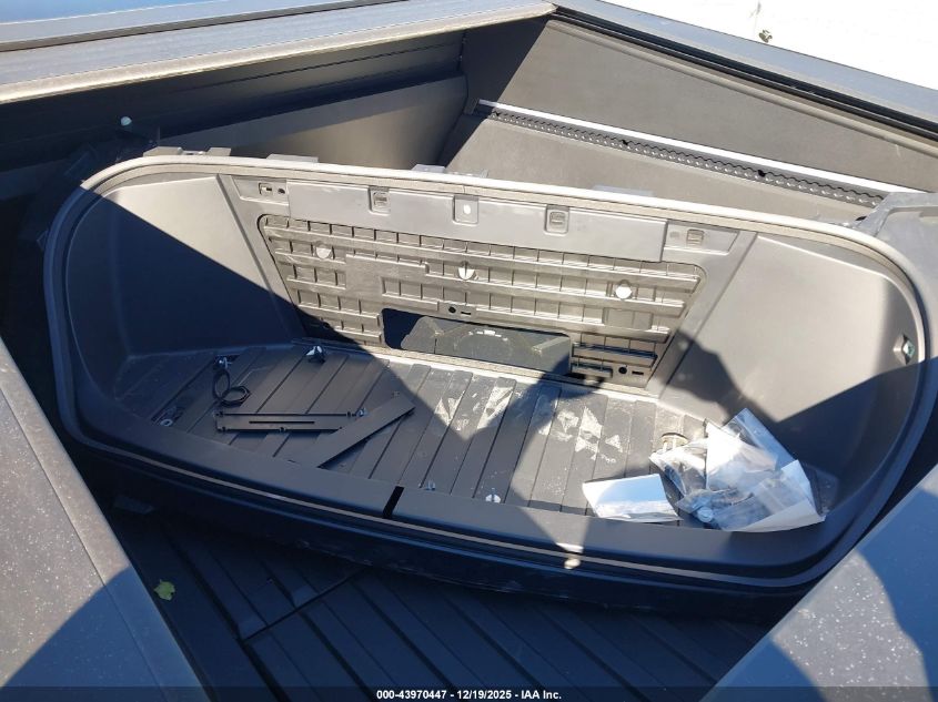 2025 Tesla Cybertruck Cyberbeast VIN: 7G2CEHEEXSA060030 Lot: 43970447