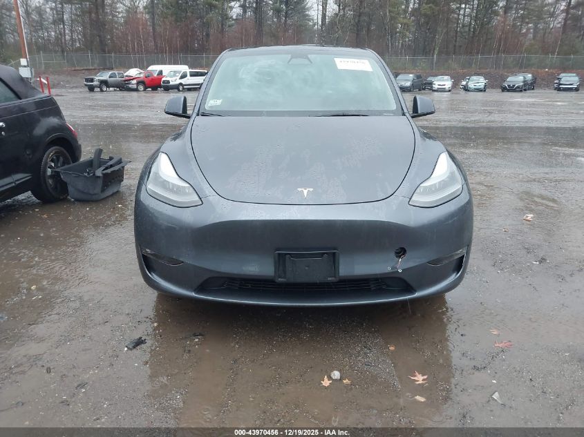 2023 Tesla Model Y Awd/Long Range Dual Motor All-Wheel Drive VIN: 7SAYGDEE4PF763258 Lot: 43970456