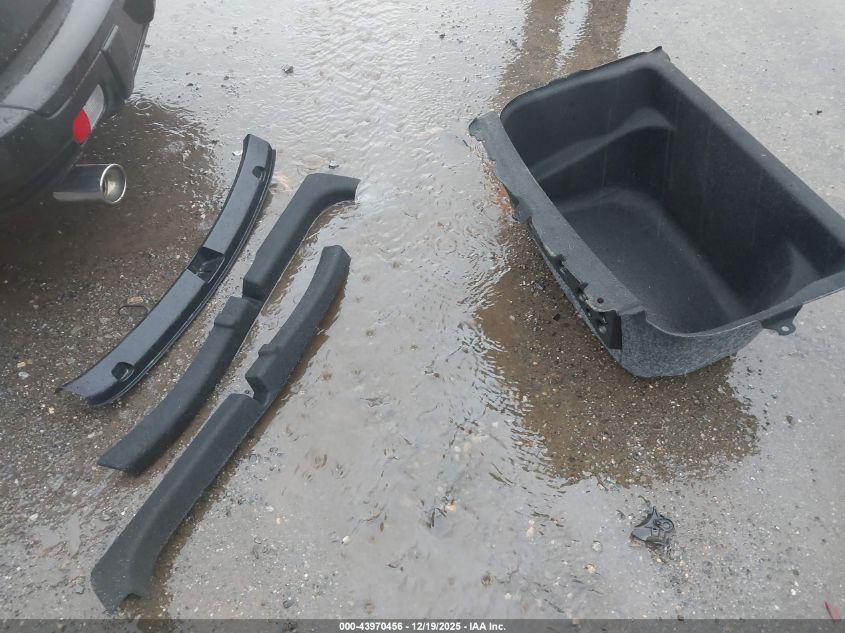 2023 Tesla Model Y Awd/Long Range Dual Motor All-Wheel Drive VIN: 7SAYGDEE4PF763258 Lot: 43970456