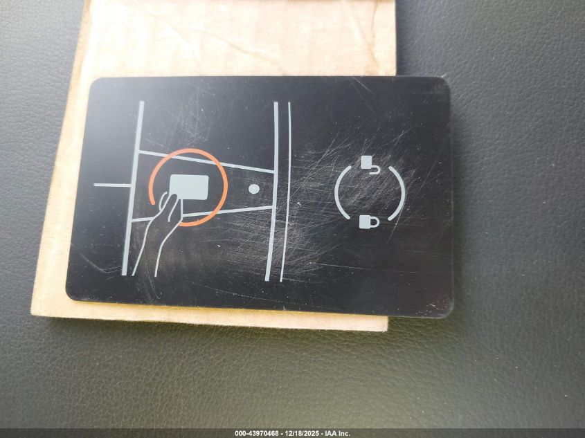 2025 Tesla Model S Rear-Wheel Drive VIN: 5YJSA1E58SF549000 Lot: 43970468