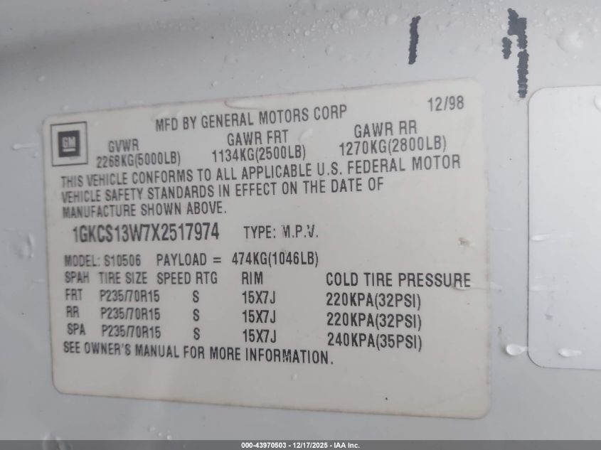 1999 GMC Jimmy Sle VIN: 1GKCS13W7X2517974 Lot: 43970503