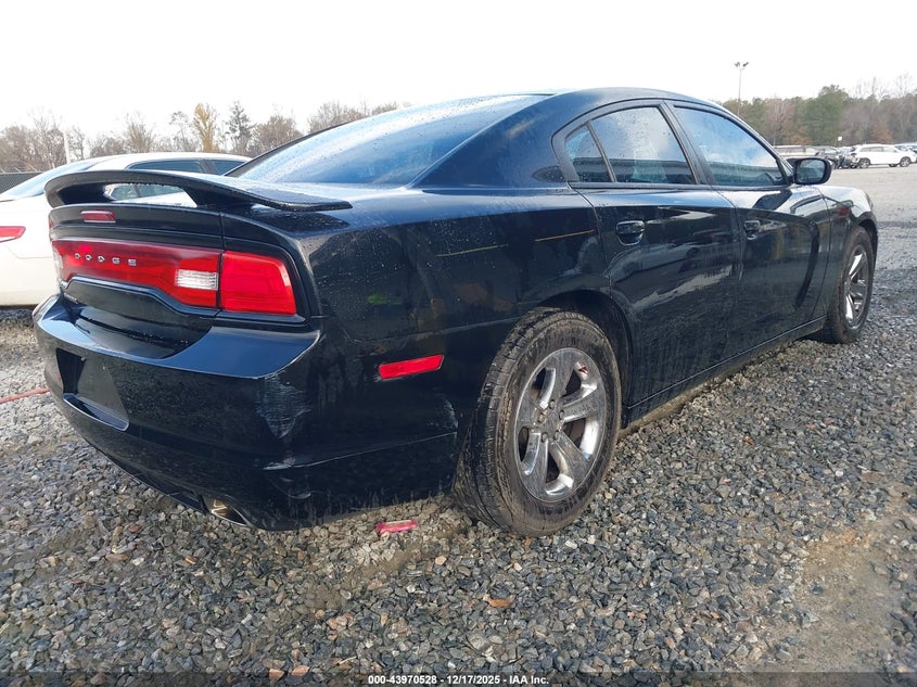 2C3CDXBG6DH696910 2013 DODGE CHARGER photo no. 4
