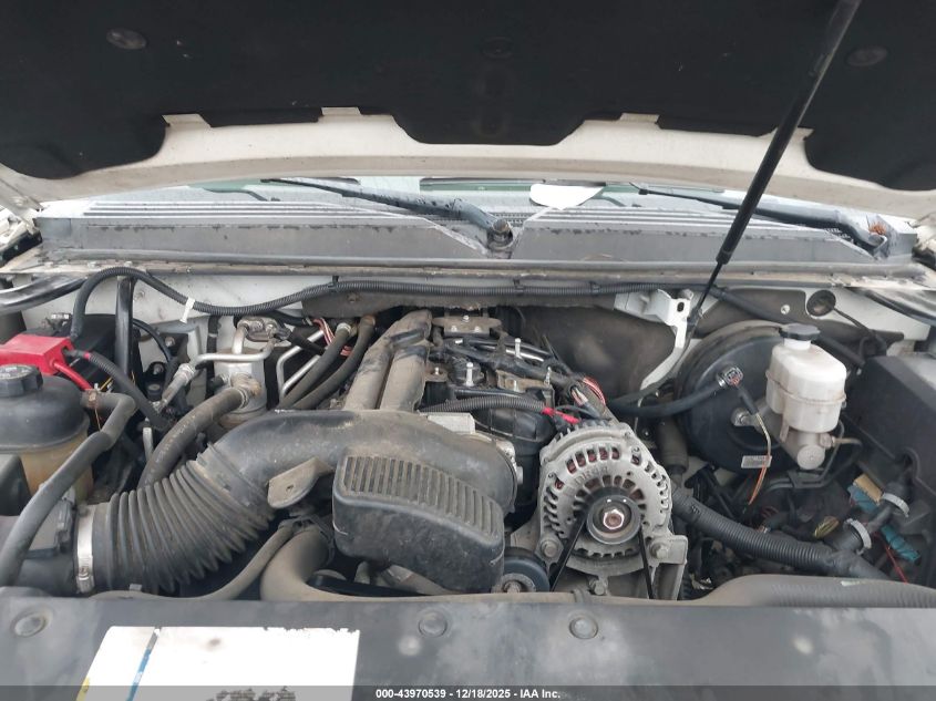 2010 GMC Yukon Xl 1500 Denali VIN: 1GKUKMEF4AR281155 Lot: 43970539