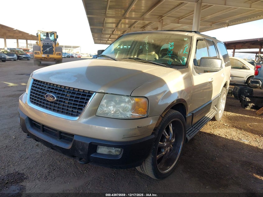1FMPU16L14LA24656 2004 FORD EXPEDITION photo no. 2