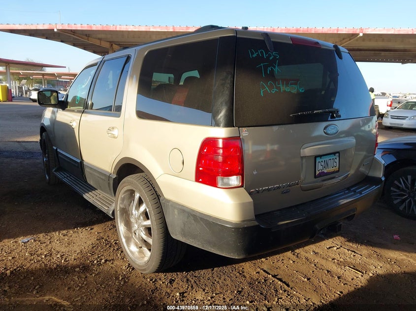 1FMPU16L14LA24656 2004 FORD EXPEDITION photo no. 3