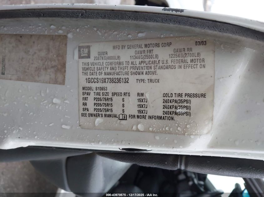 2003 Chevrolet S-10 Ls VIN: 1GCCS19X738236132 Lot: 43970575