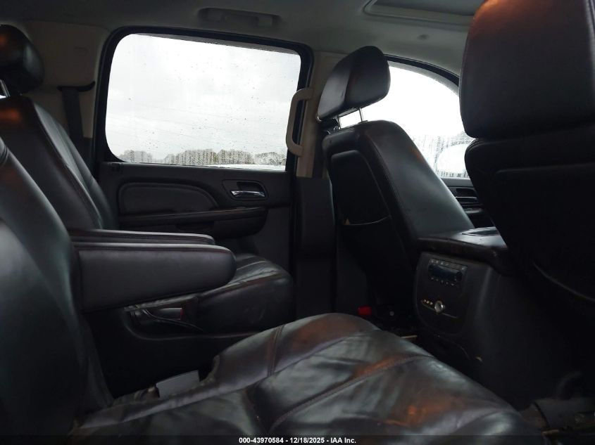 2008 GMC Yukon Xl 1500 Denali VIN: 1GKFK668X8J237349 Lot: 43970584