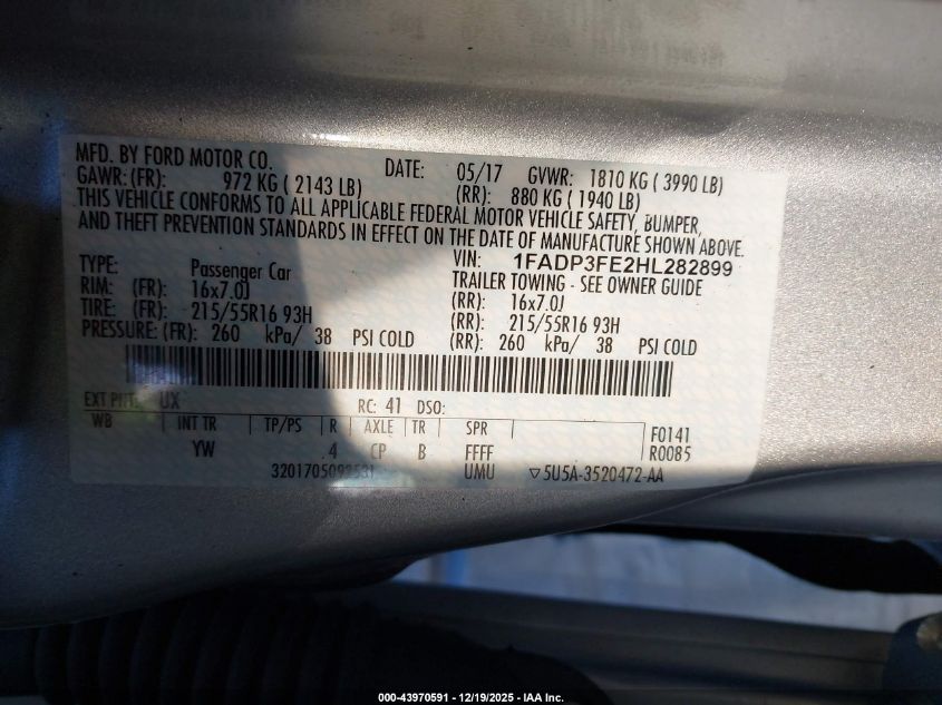 2017 Ford Focus Se VIN: 1FADP3FE2HL282899 Lot: 43970591