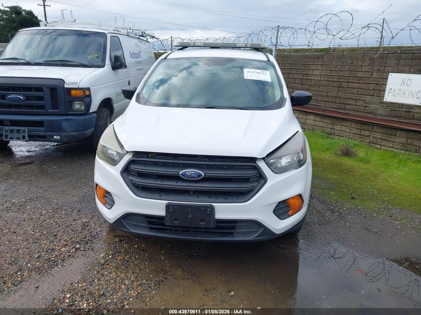 VIN 1FMCU0F76JUB44700 2018 FORD ESCAPE S