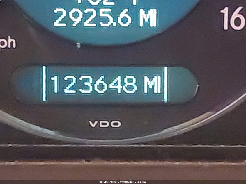 2009 Mercedes-Benz Clk 550 VIN: WDBTK72F69T104262 Lot: 43970638