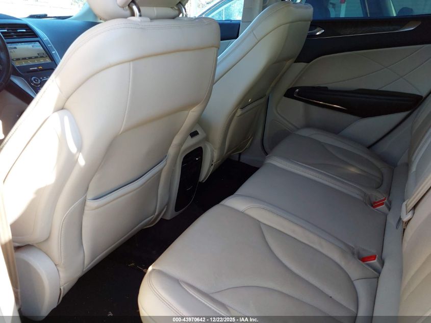 2017 Lincoln Mkc Reserve VIN: 5LMCJ3D97HUL11166 Lot: 43970642