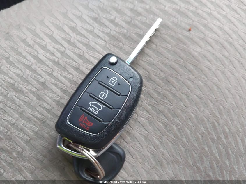 2013 Hyundai Santa Fe Sport VIN: 5XYZUDLB3DG066106 Lot: 43970684