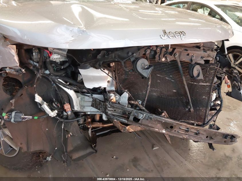 2020 Jeep Grand Cherokee Limited 4X4 VIN: 1C4RJFBG8LC275393 Lot: 43970884