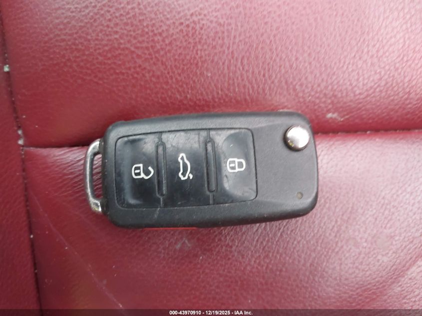 2012 Volkswagen Eos Executive VIN: WVWFW7AH1CV003714 Lot: 43970910