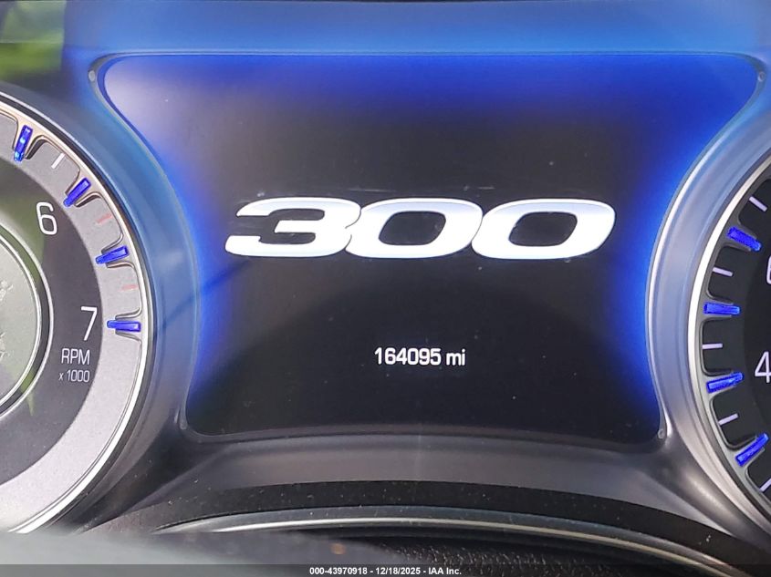 2019 Chrysler 300 Touring VIN: 2C3CCAAG4KH746122 Lot: 43970918