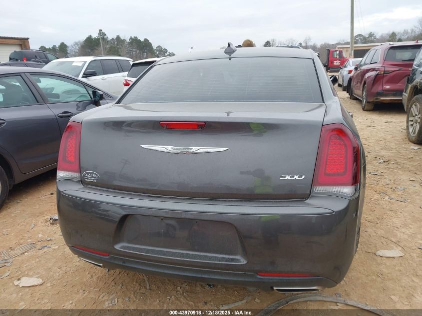 2019 Chrysler 300 Touring VIN: 2C3CCAAG4KH746122 Lot: 43970918