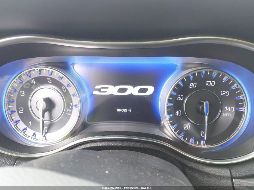 2019 Chrysler 300 Touring VIN: 2C3CCAAG4KH746122 Lot: 43970918