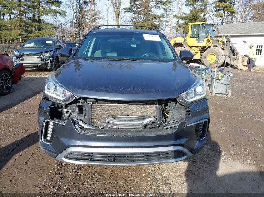 2017 Hyundai Santa Fe Se VIN: KM8SMDHF5HU199592 Lot: 43970931