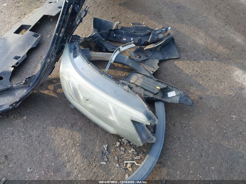 2015 Honda Cr-V Lx VIN: 2HKRM3H32FH529778 Lot: 43970932