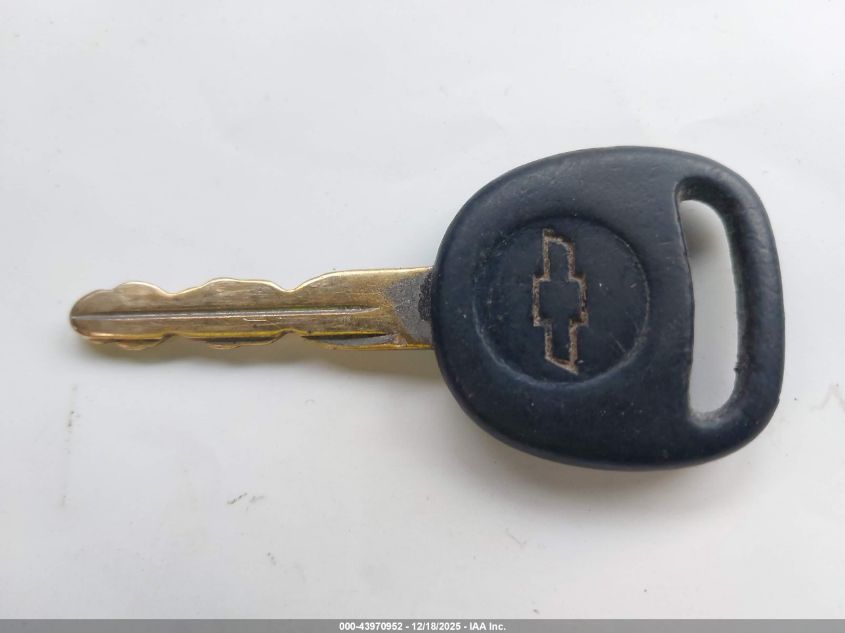 2002 Chevrolet Silverado 1500 Lt VIN: 2GCEK19T521174222 Lot: 43970952