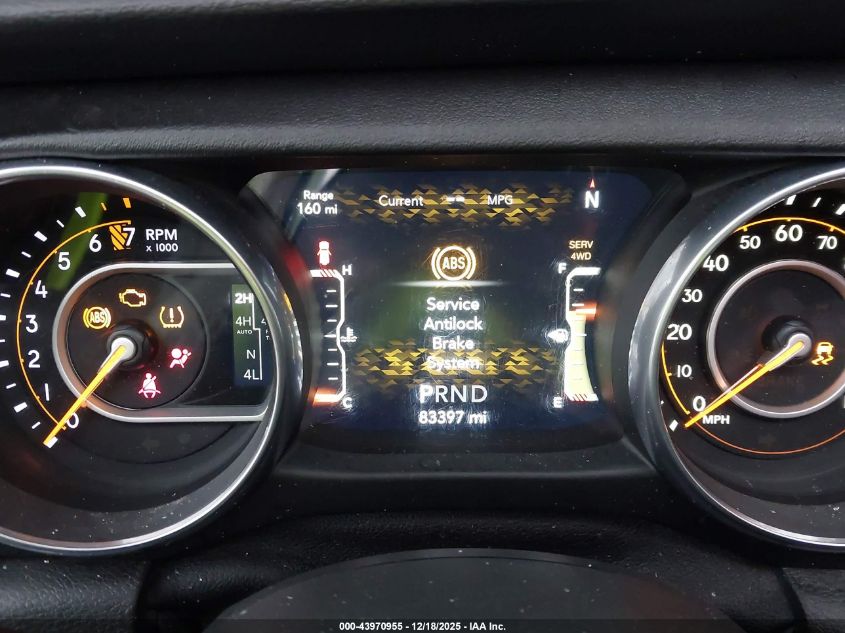 2018 Jeep Wrangler Unlimited Sahara 4X4 VIN: 1C4HJXEG1JW192946 Lot: 43970955