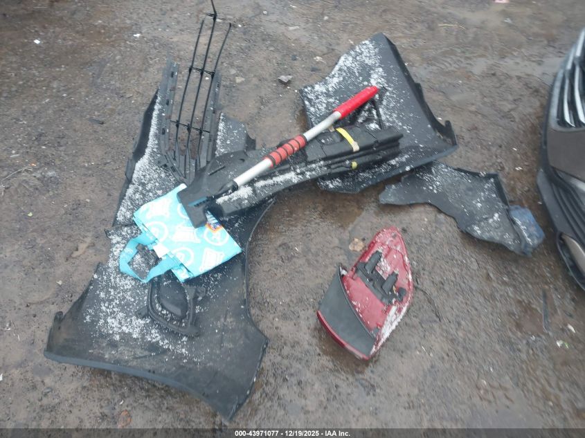 2013 Hyundai Elantra Gls VIN: 5NPDH4AE8DH450922 Lot: 43971077