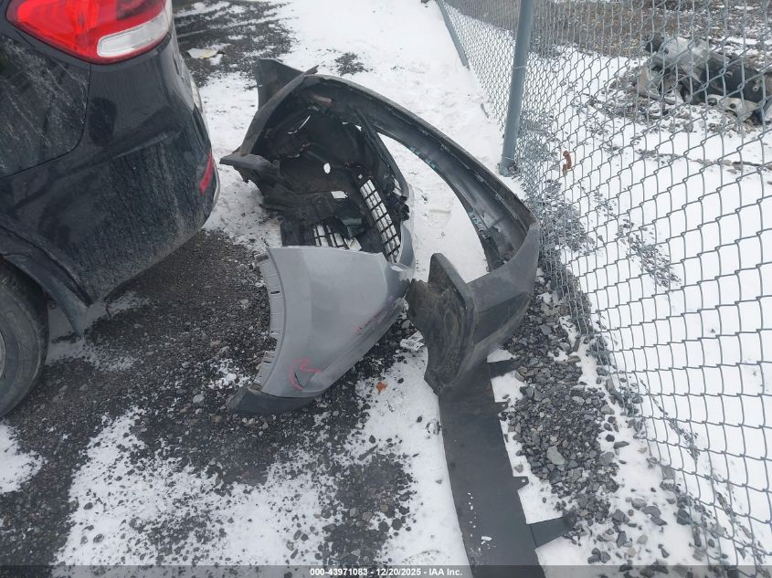 2017 Toyota Rav4 Le VIN: 2T3BFREV2HW567947 Lot: 43971083