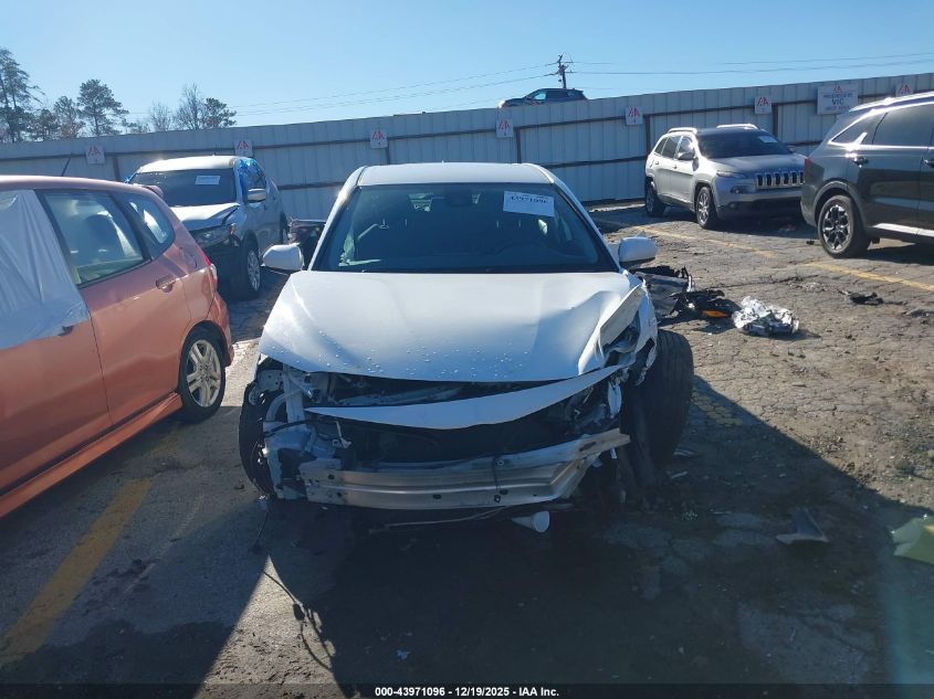 2021 Toyota Camry Le VIN: 4T1C11AK4MU570836 Lot: 43971096