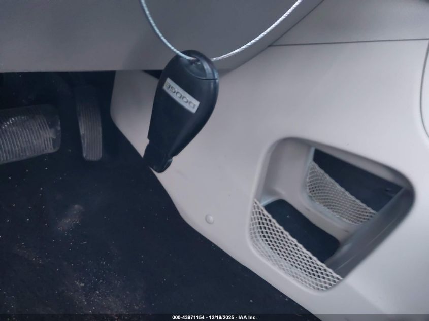 2017 Dodge Grand Caravan Sxt VIN: 2C4RDGCG6HR715878 Lot: 43971154