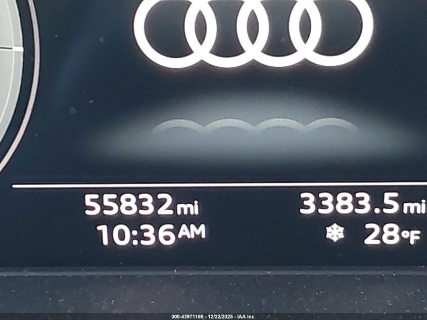 2022 Audi A4 Premium Plus 40 Tfsi Quattro S Tronic VIN: WAUBBAF43NN010015 Lot: 43971169