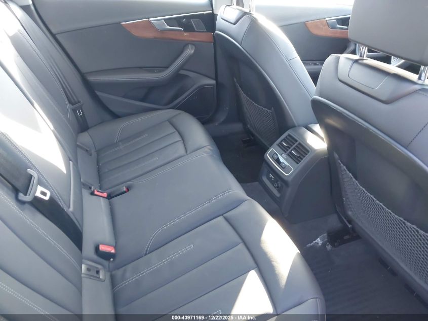 2022 Audi A4 Premium Plus 40 Tfsi Quattro S Tronic VIN: WAUBBAF43NN010015 Lot: 43971169