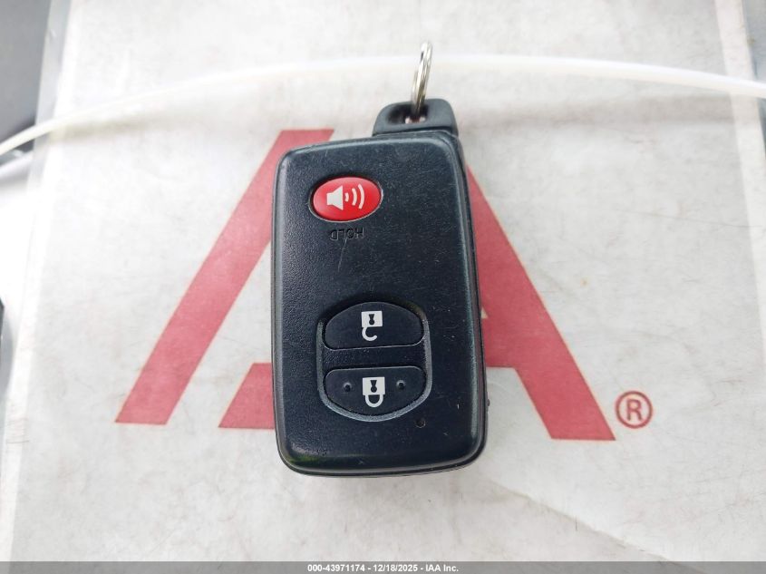 2013 Toyota Prius Two VIN: JTDKN3DU1D5680850 Lot: 43971174