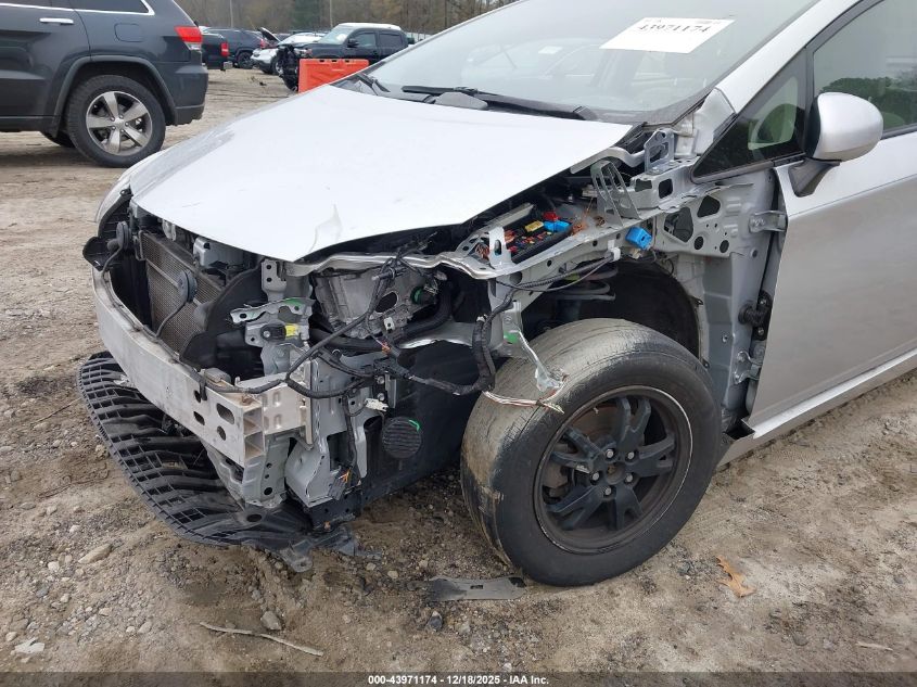 2013 Toyota Prius Two VIN: JTDKN3DU1D5680850 Lot: 43971174