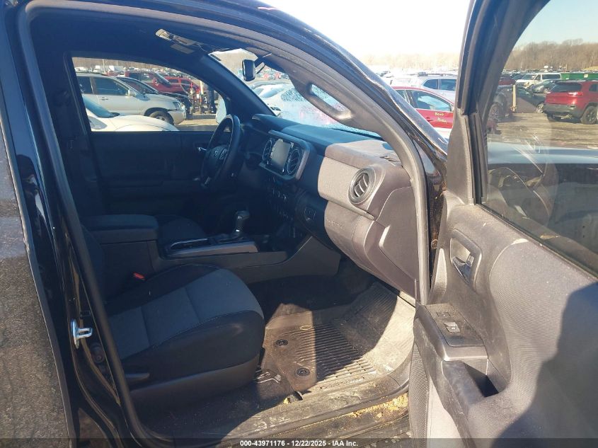 2022 Toyota Tacoma Trd Off Road VIN: 3TYCZ5AN6NT061825 Lot: 43971176