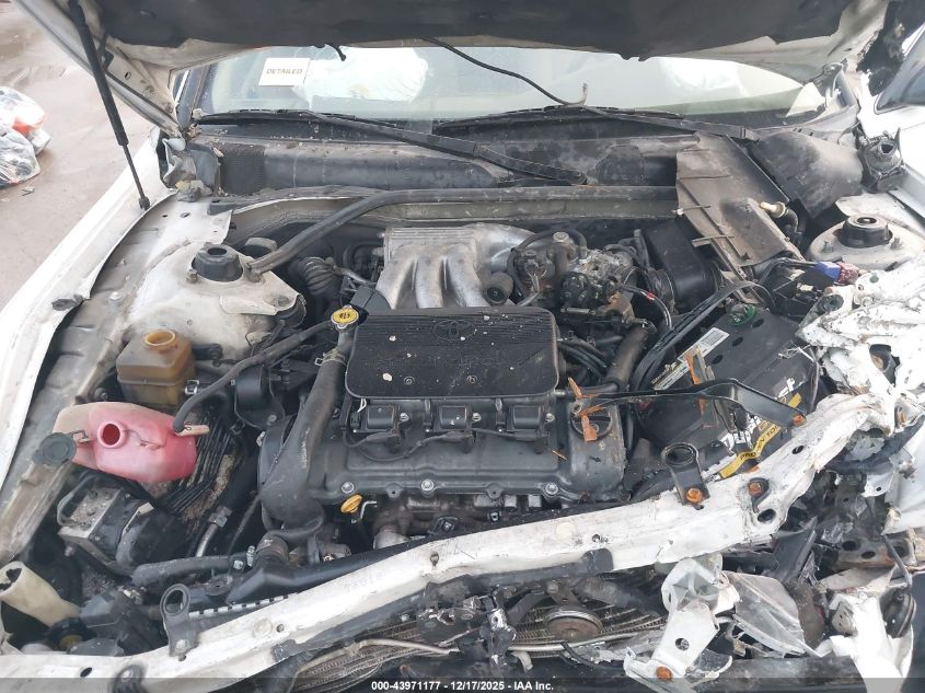 2000 Toyota Camry Le V6 VIN: 4T1BF22K5YU948203 Lot: 43971177