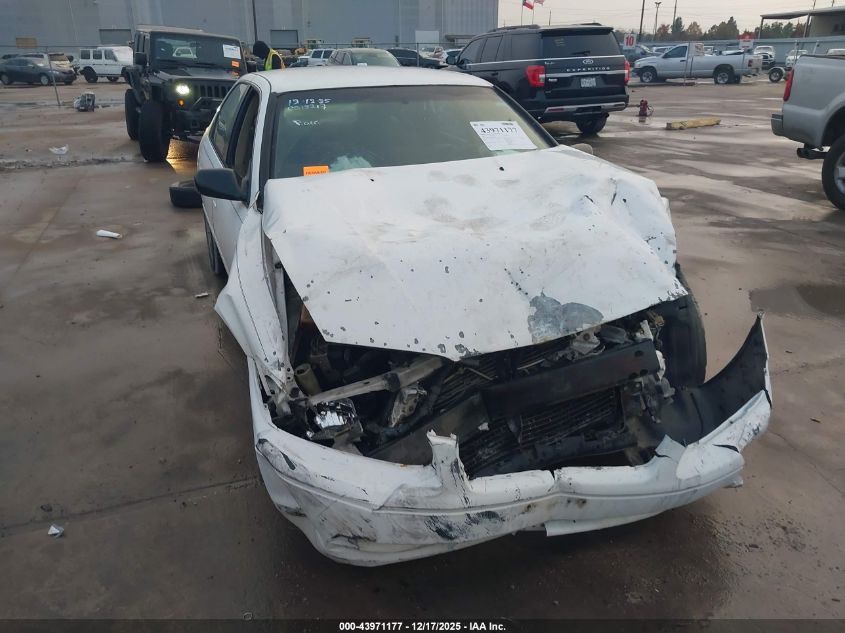 2000 Toyota Camry Le V6 VIN: 4T1BF22K5YU948203 Lot: 43971177